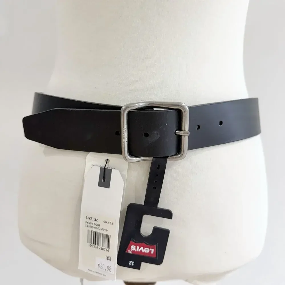 Men’s Levi’s Size 32 Black Leather Belt New